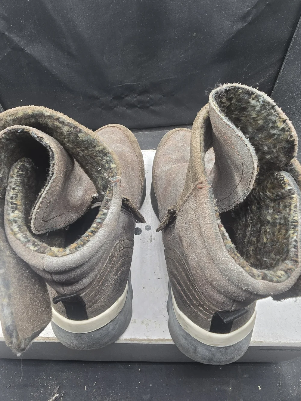 Men's Suede Chukka Boots in Brown with Side Zip